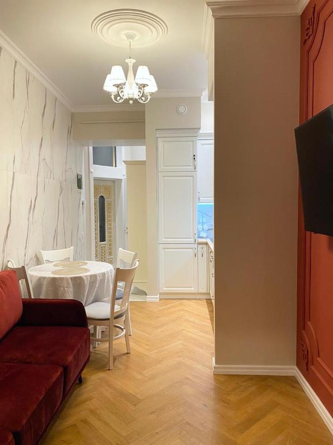 Grand De Luxe Residence Лвив Екстериор снимка